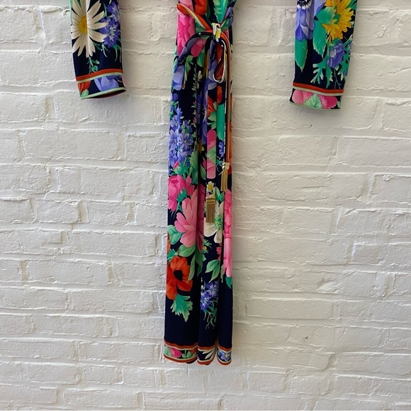 Leonard Paris || Mikado Silk Jersey Dress Belted Floral Navy - Picture 3 of 15